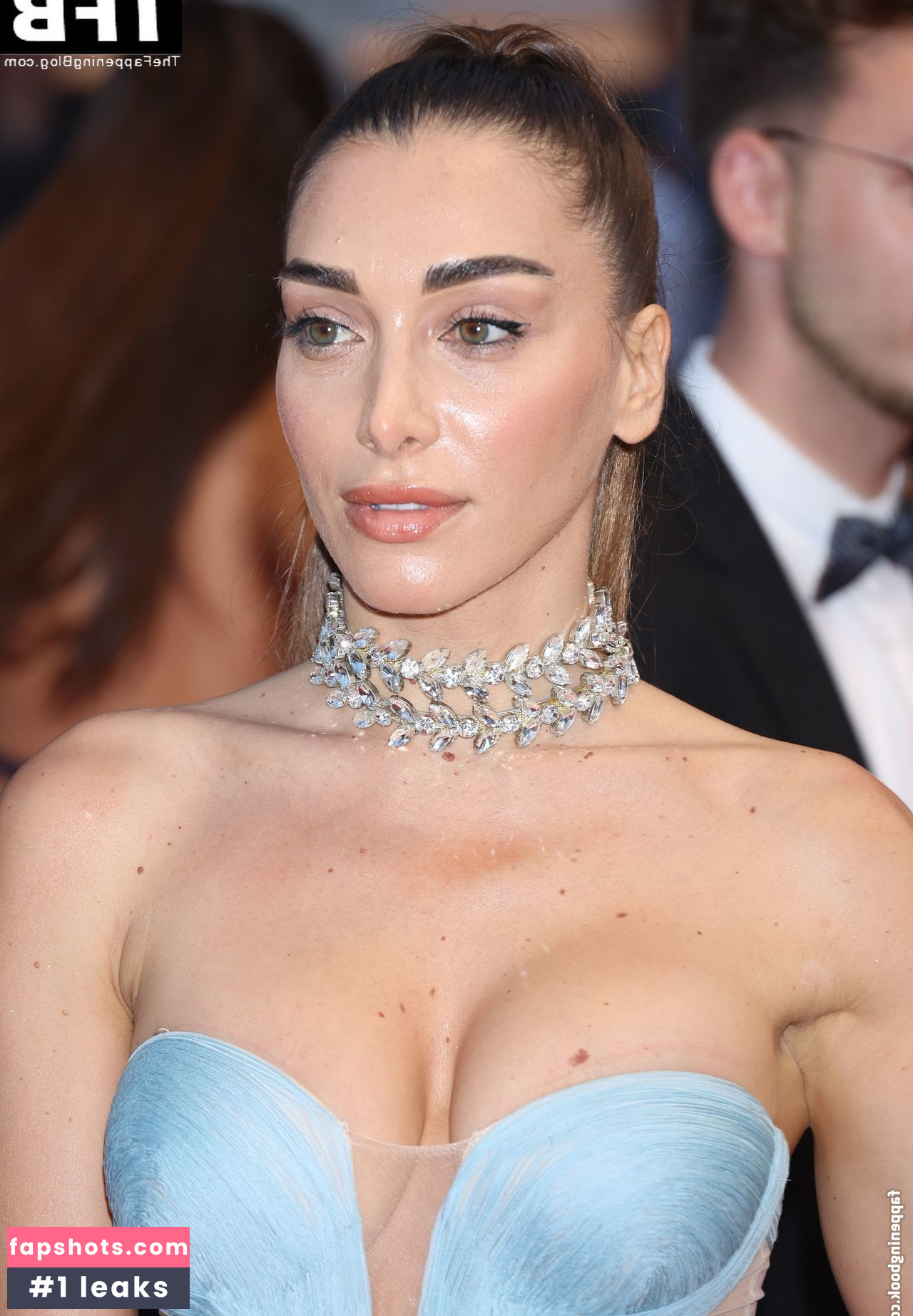 Elisa De Panicis gallery photo #21