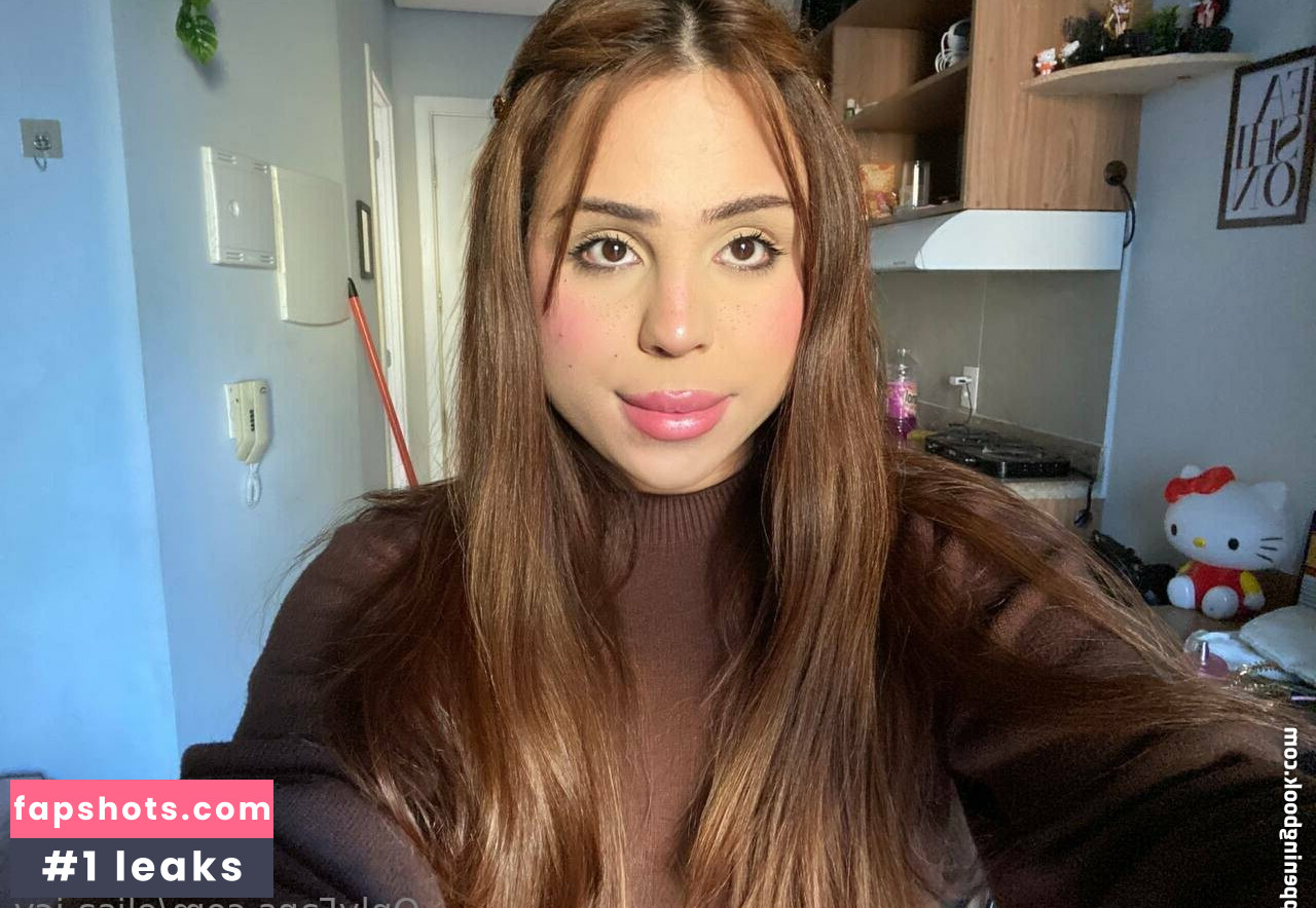 elisa.icy gallery photo #3