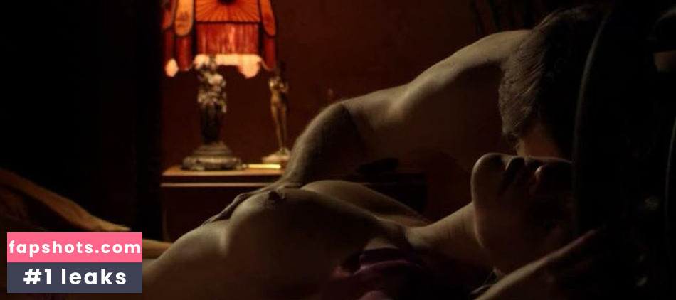 Elisa King gallery photo #5