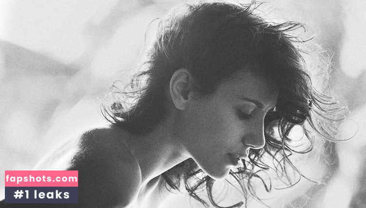 Elisa Meliani Nude Leaks OnlyFans Photos #49 - LeakJerk