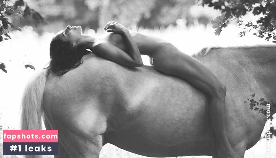 Elisa Meliani Nude Leaks OnlyFans Photos #51 - LeakJerk