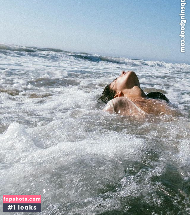 Elisa & Renne Herbert Twins gallery photo #18