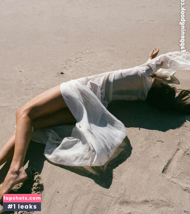 Elisa & Renne Herbert Twins nude babe gallery