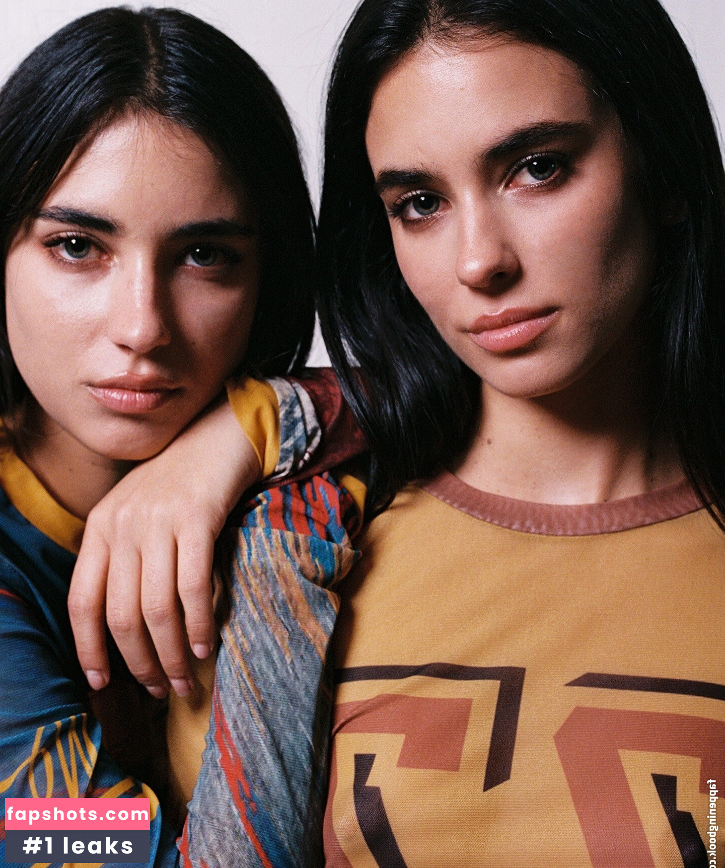 Elisa & Renne Herbert Twins gallery photo #29