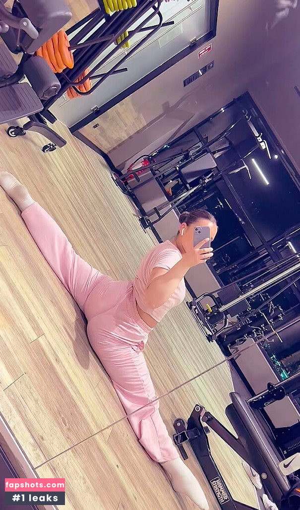 elisa weta Nude Leaks OnlyFans Photos #3 - LeakJerk