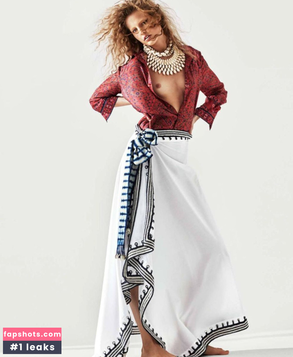 Elisabeth Erm gallery photo #6