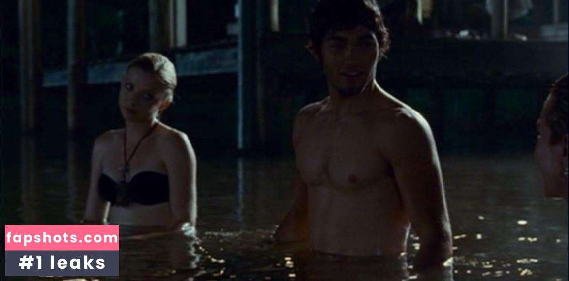 Elisabeth Harnois nude babe gallery