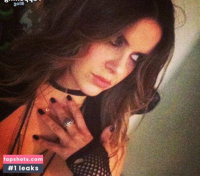 Elisabeth Hower gallery photo #11