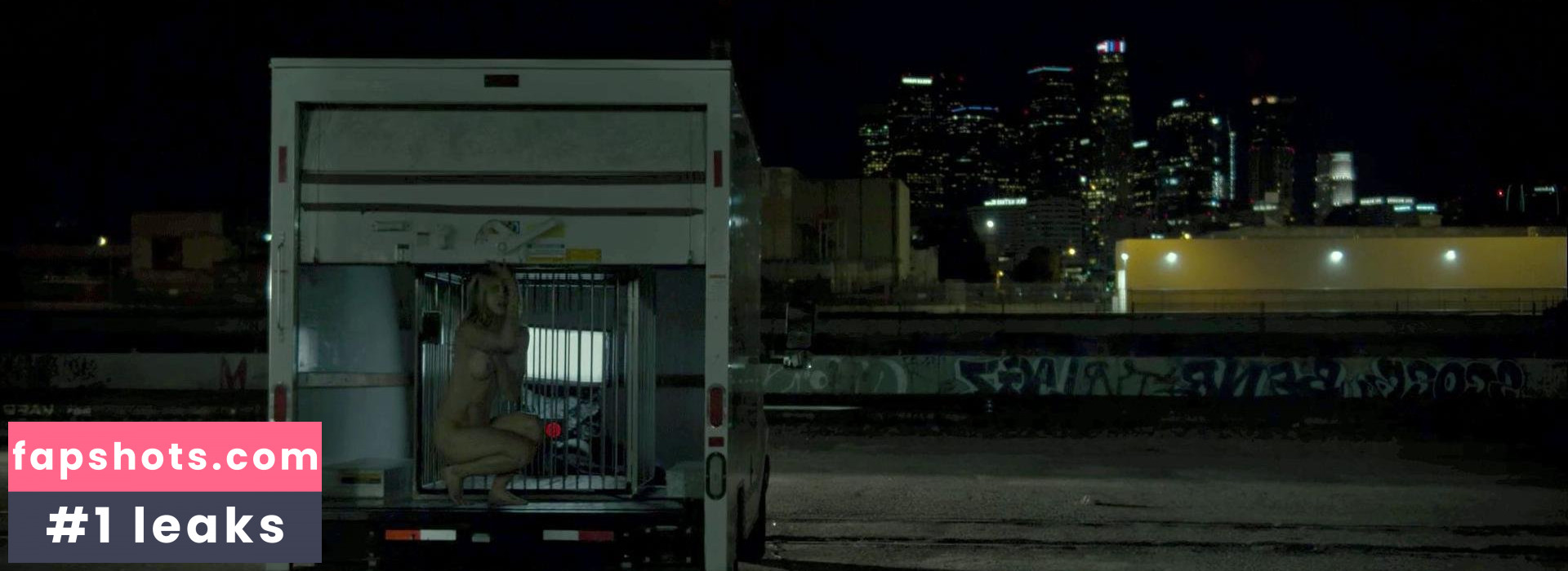 Elisabeth Hower gallery photo #16