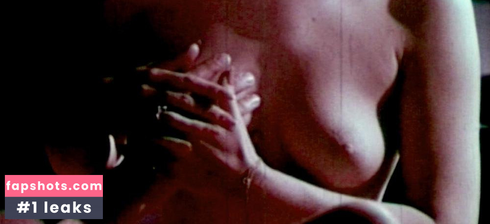 Elisabeth Volkmann gallery photo #13