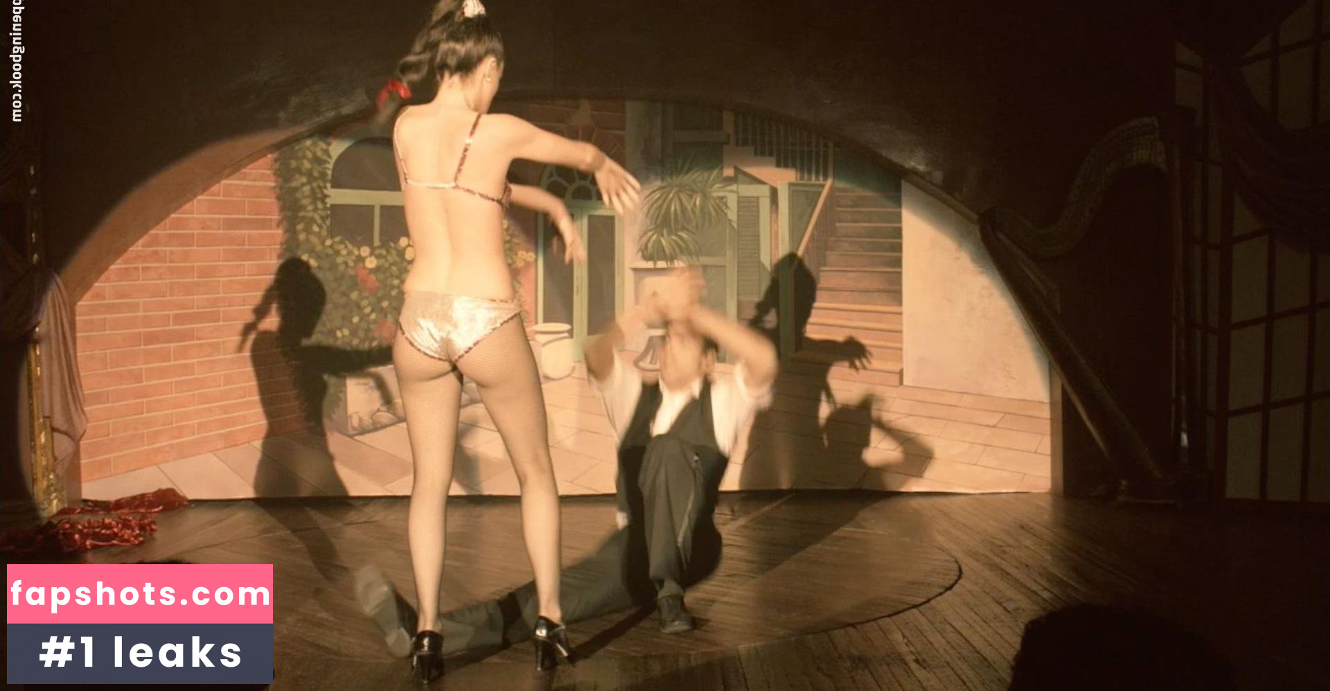 Elisabetta Fantone gallery photo #7