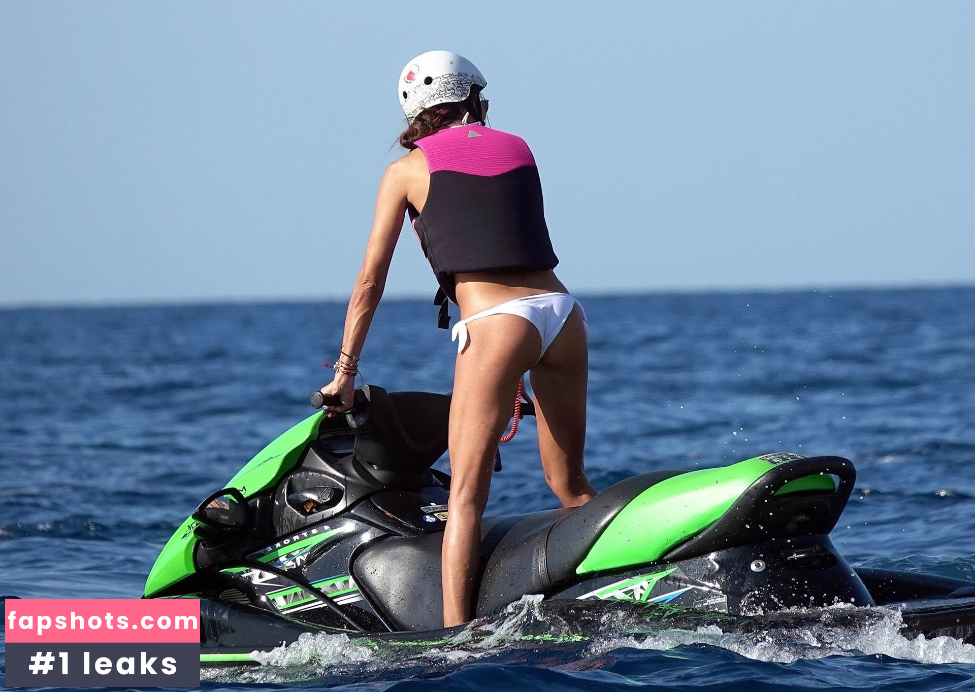 Elisabetta Gregoraci gallery photo #103