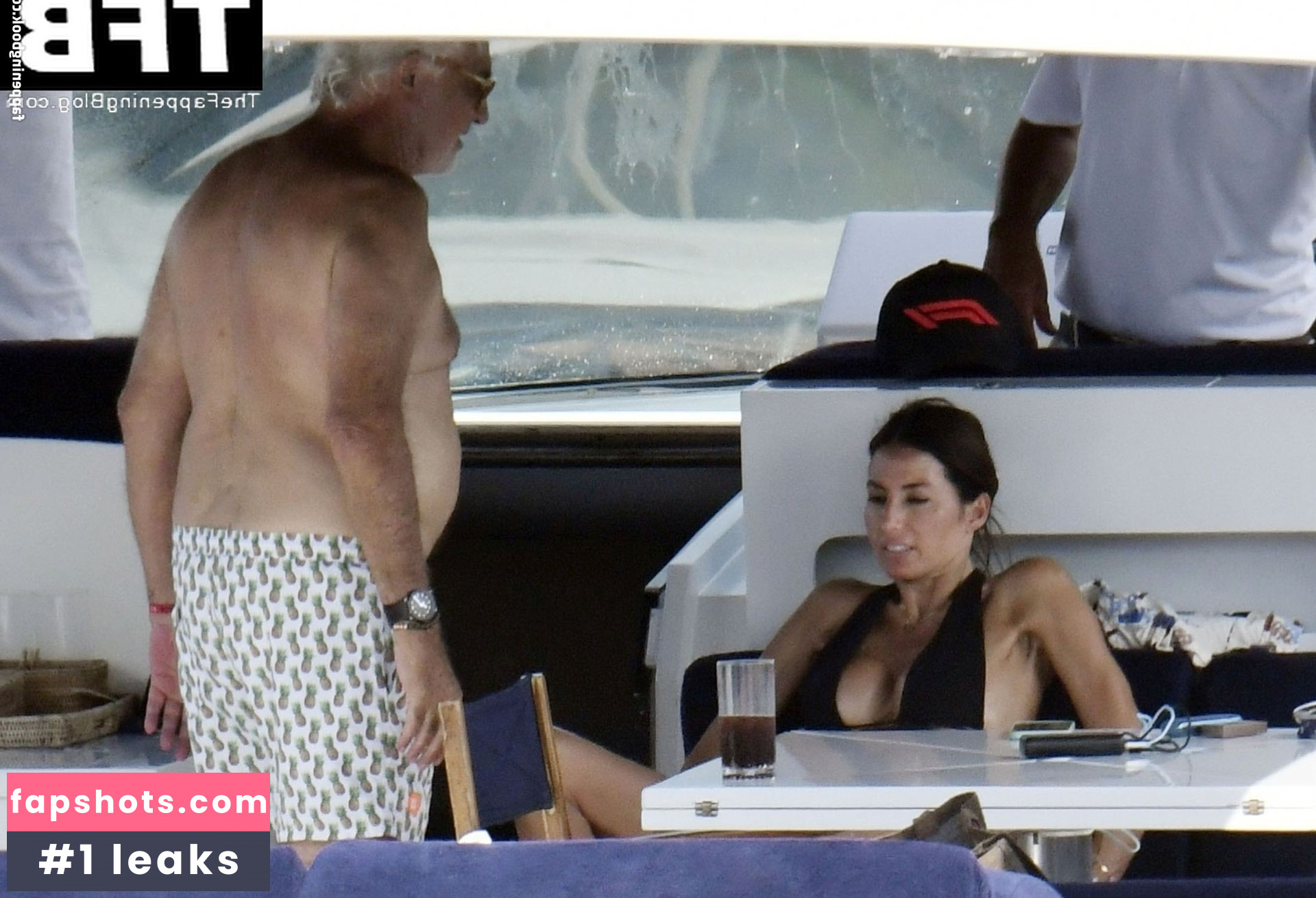 Elisabetta Gregoraci gallery photo #73