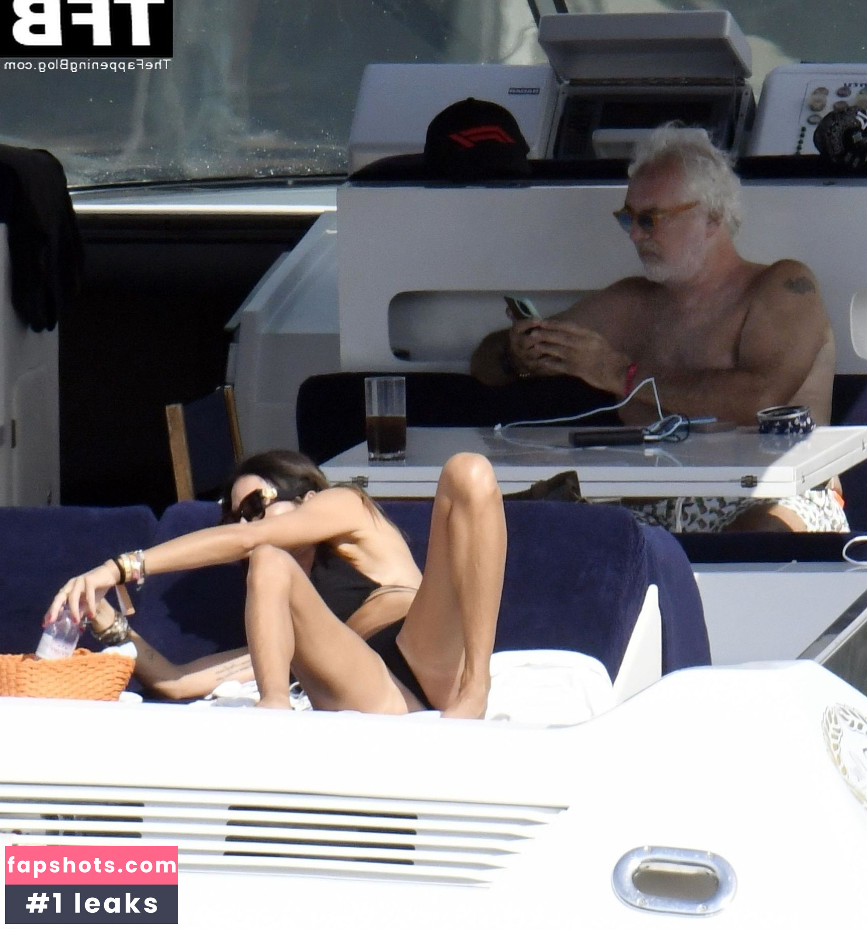 Elisabetta Gregoraci gallery photo #75