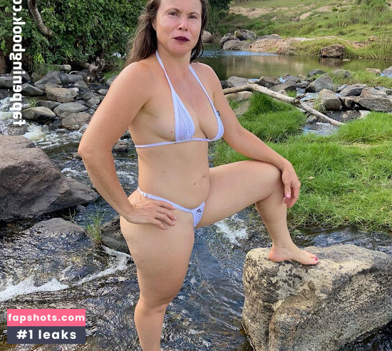 Elisangela Ferreira Da Silva gallery photo #4