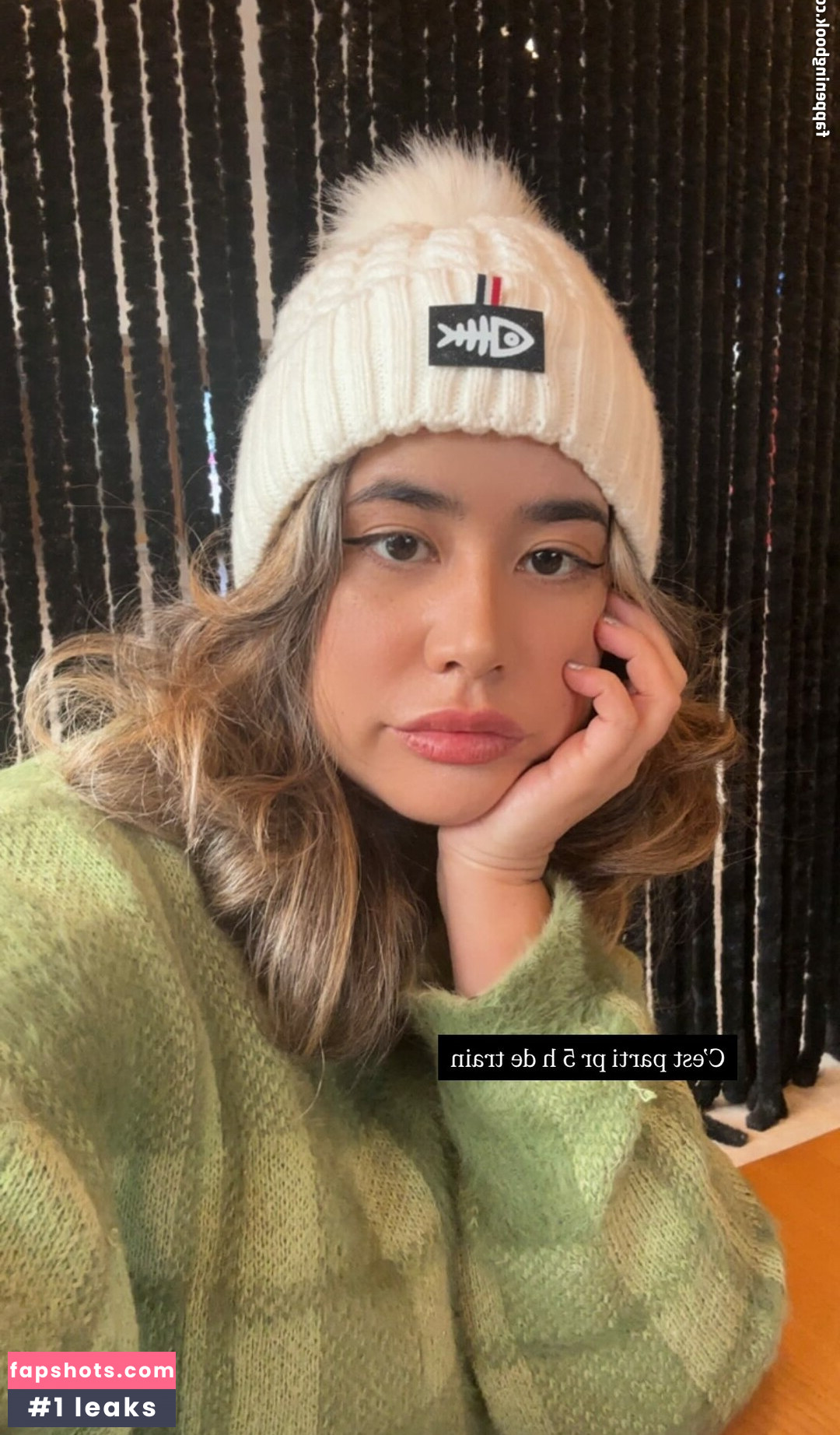 Elise ASMR gallery photo #2