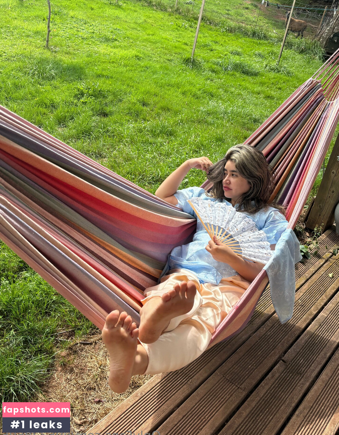 Elise ASMR gallery photo #20