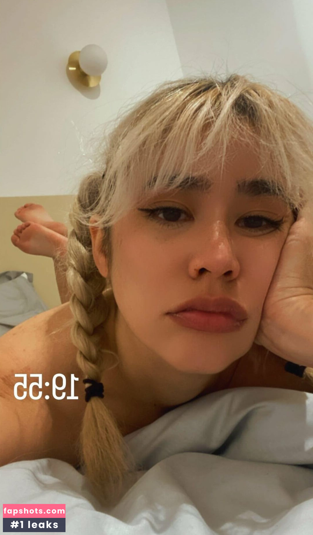 Elise ASMR gallery photo #38