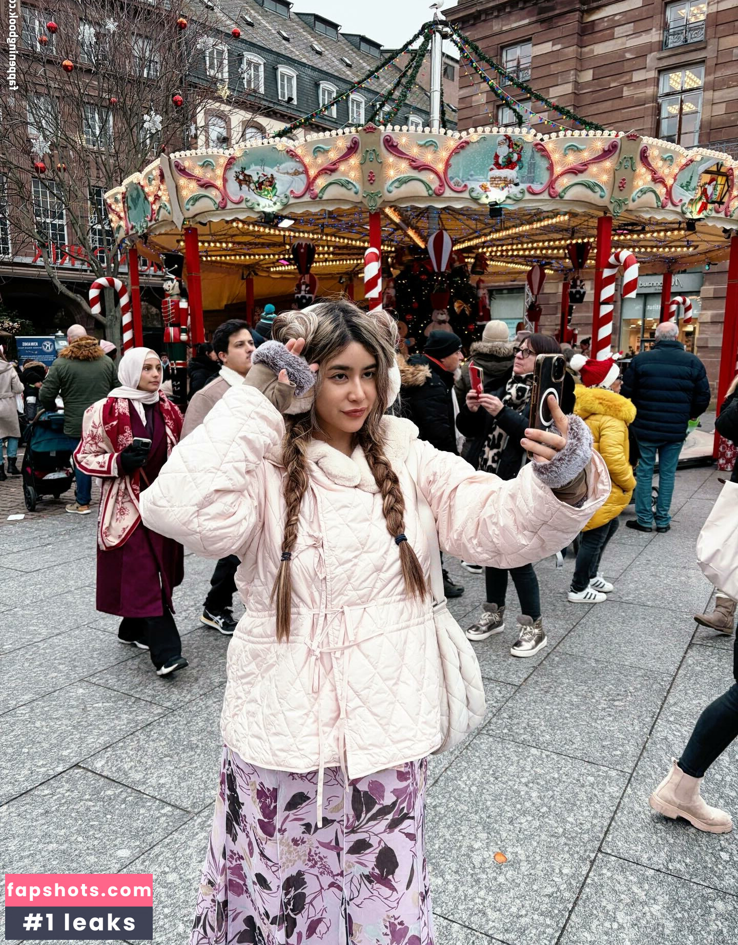 Elise ASMR gallery photo #5