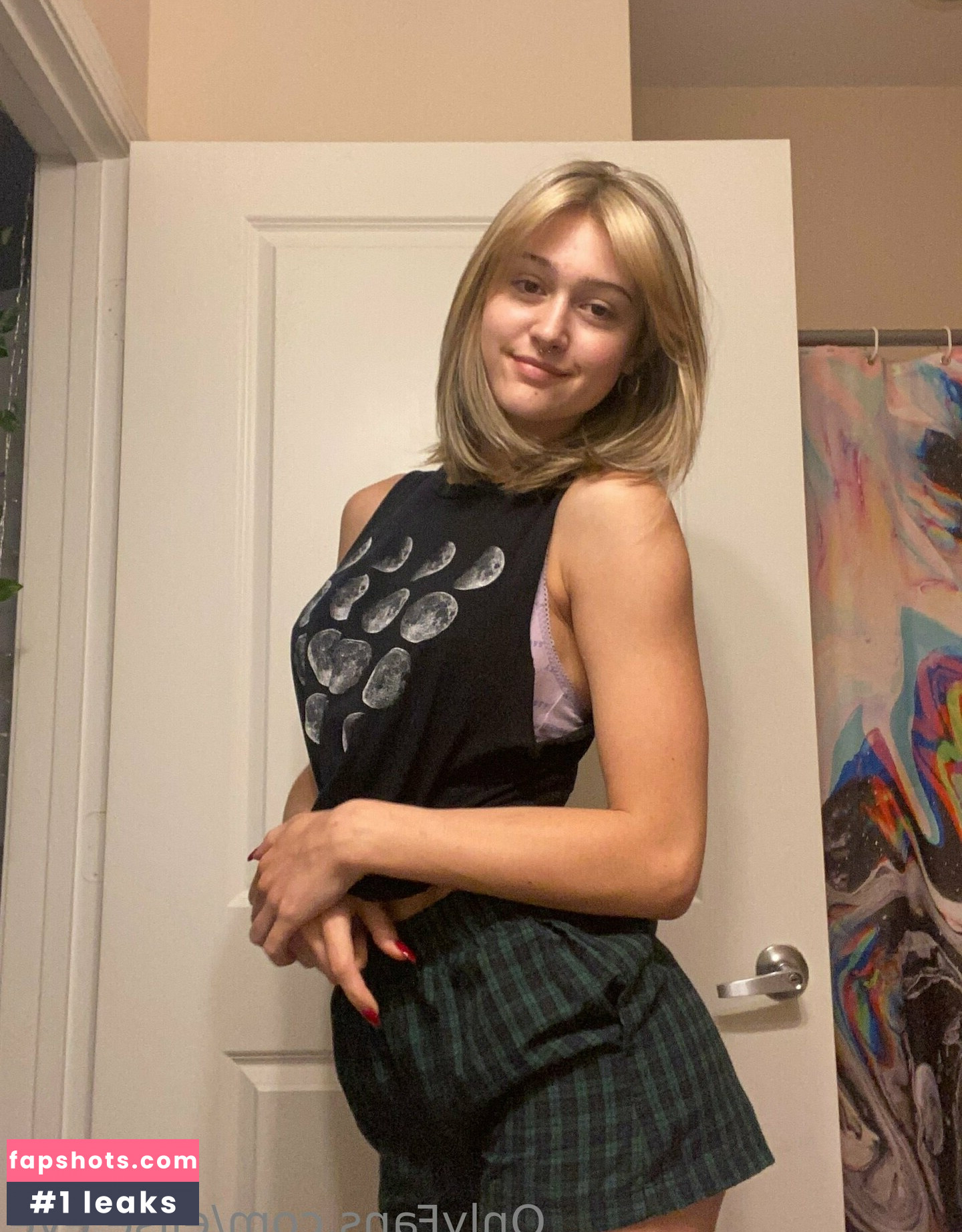 elise.eve gallery photo #110