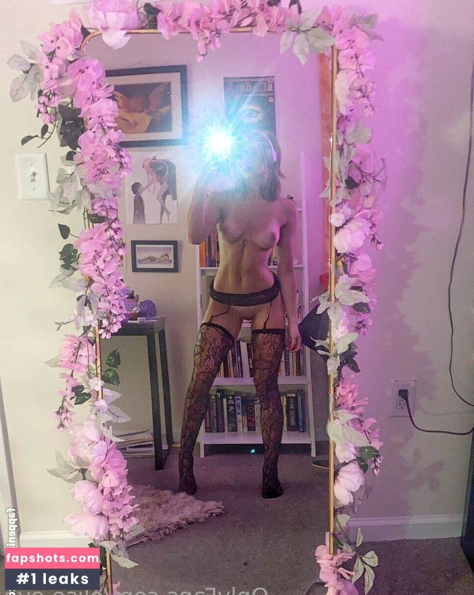 elise.eve gallery photo #134