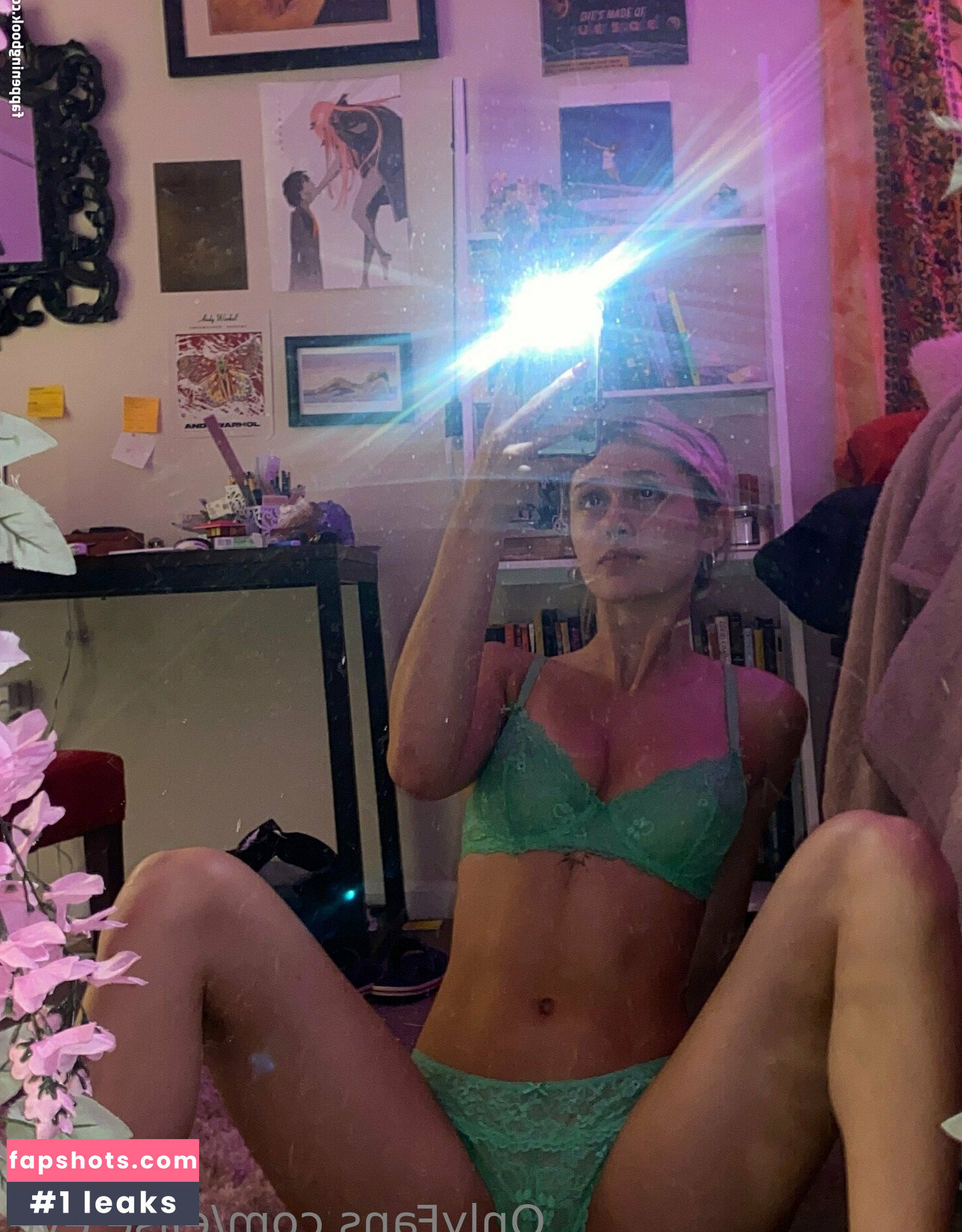 elise.eve gallery photo #55