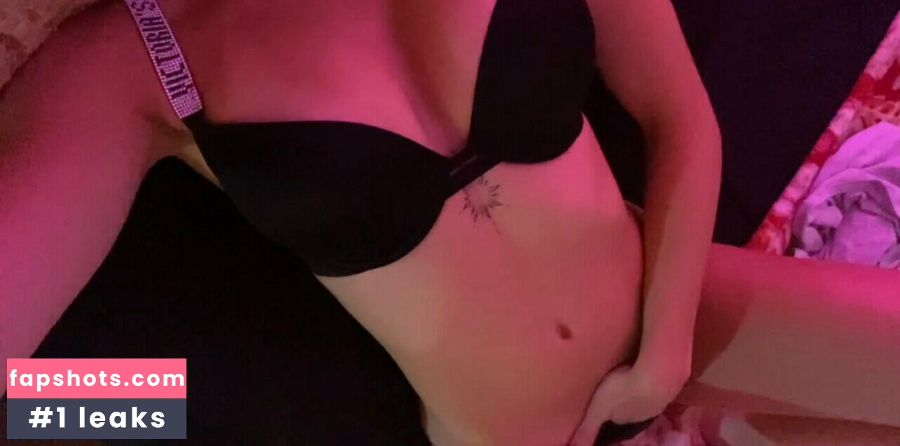 elise.eve gallery photo #80