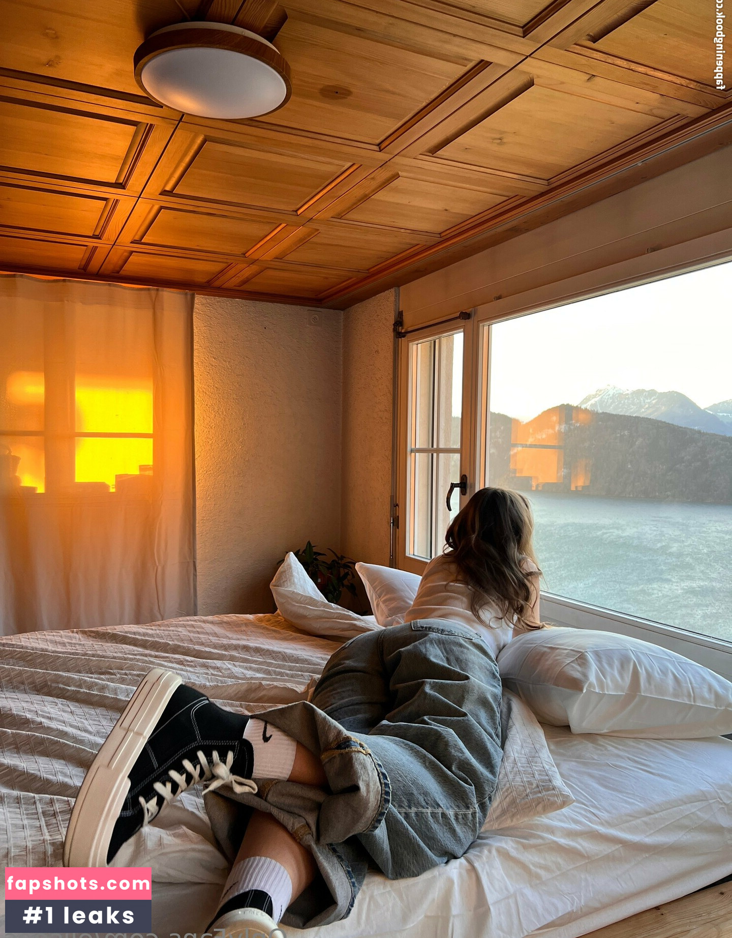 elisees nude babe gallery