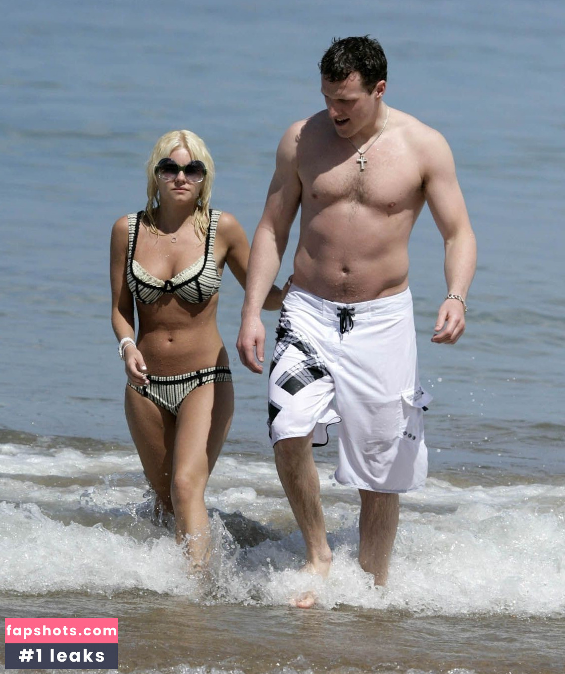 Elisha Cuthbert Filtración Desnuda OnlyFans Foto #307 - Fapshots