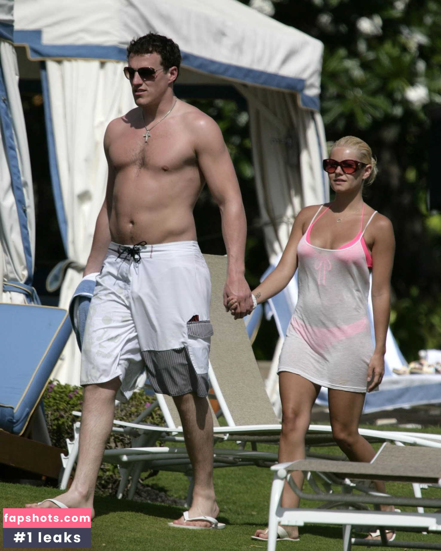 Elisha Cuthbert Filtración Desnuda OnlyFans Foto #360 - Fapshots