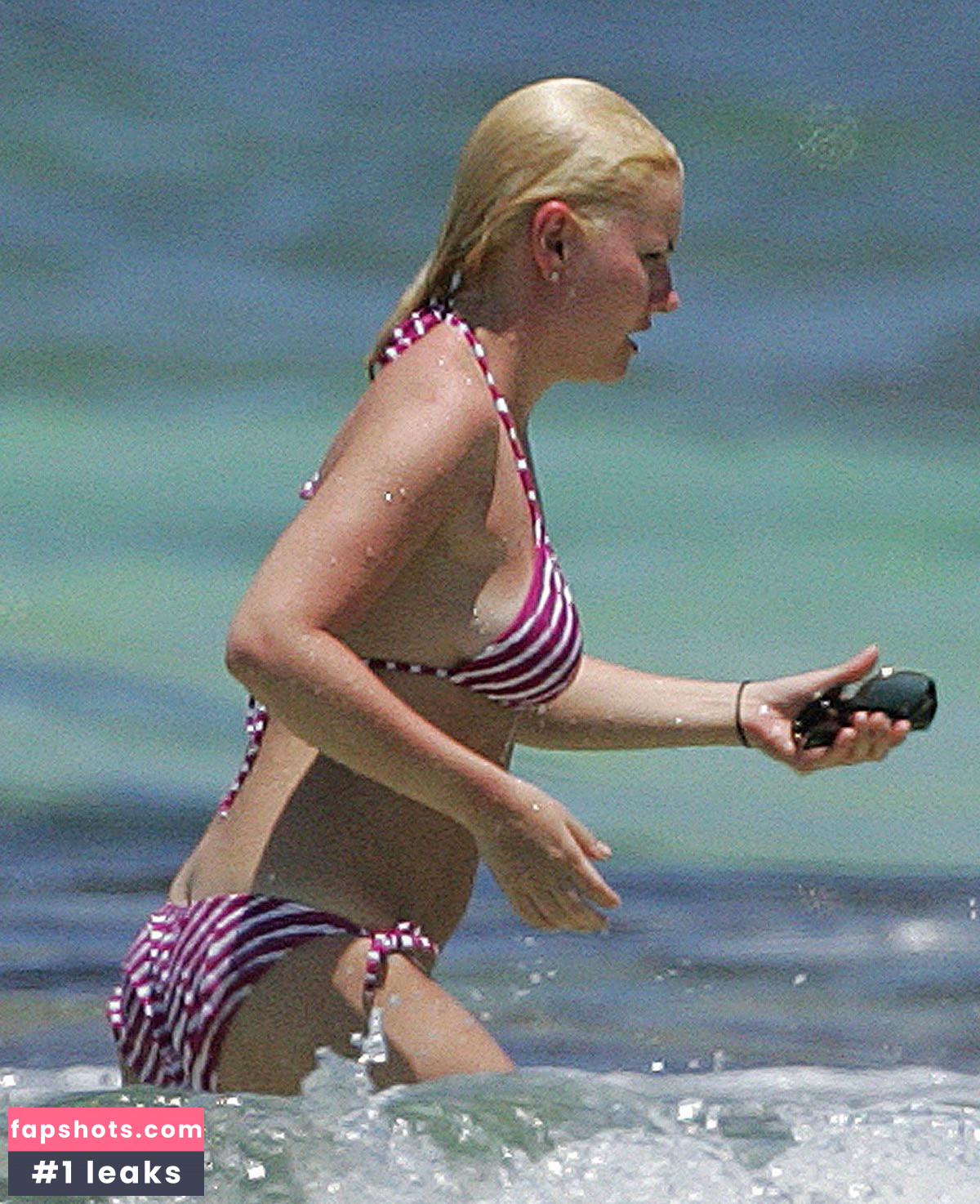 Elisha Cuthbert Filtración Desnuda OnlyFans Foto #366 - Fapshots