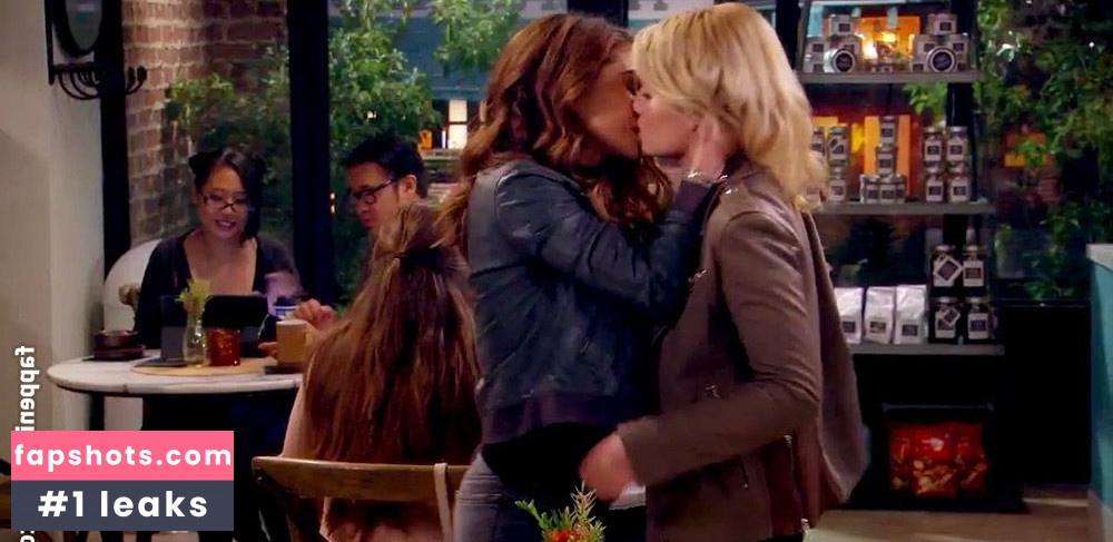 Elisha Cuthbert Filtración Desnuda OnlyFans Foto #384 - Fapshots