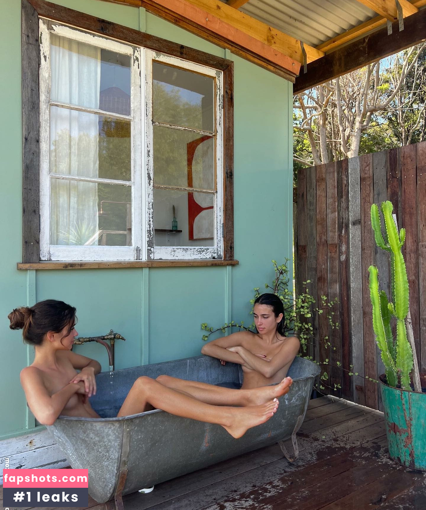 Elisha & Renee Herbert gallery photo #111