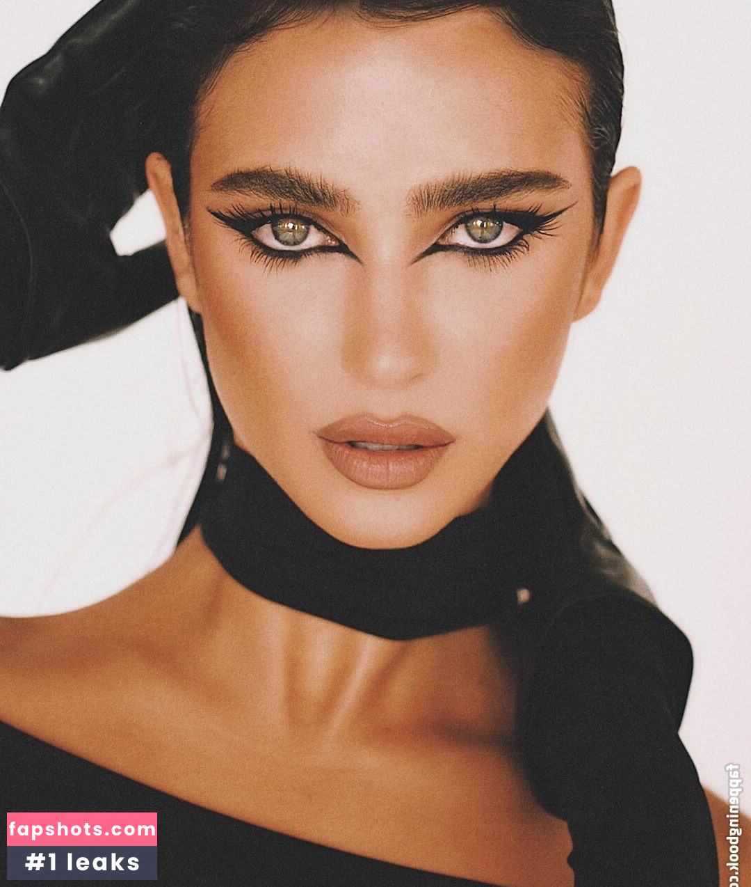 Elisha & Renee Herbert gallery photo #96