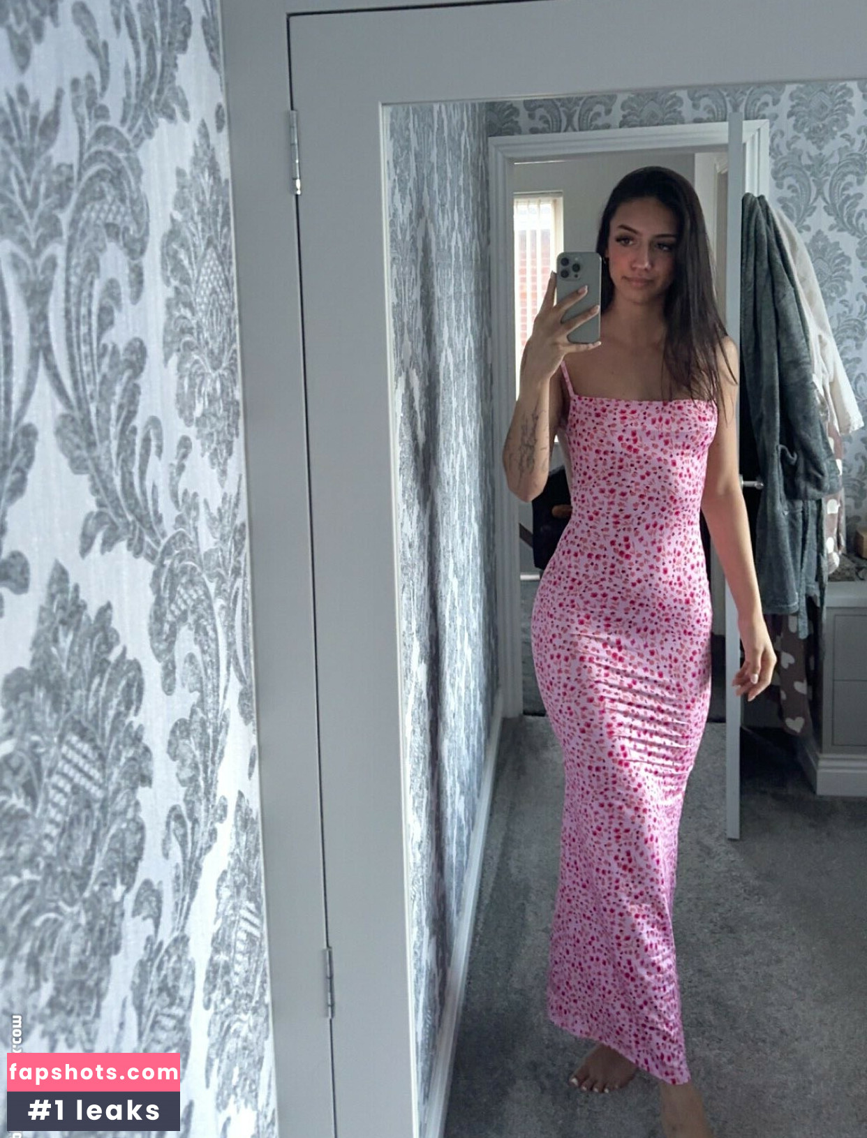 Elisha Walbyoff gallery photo #15