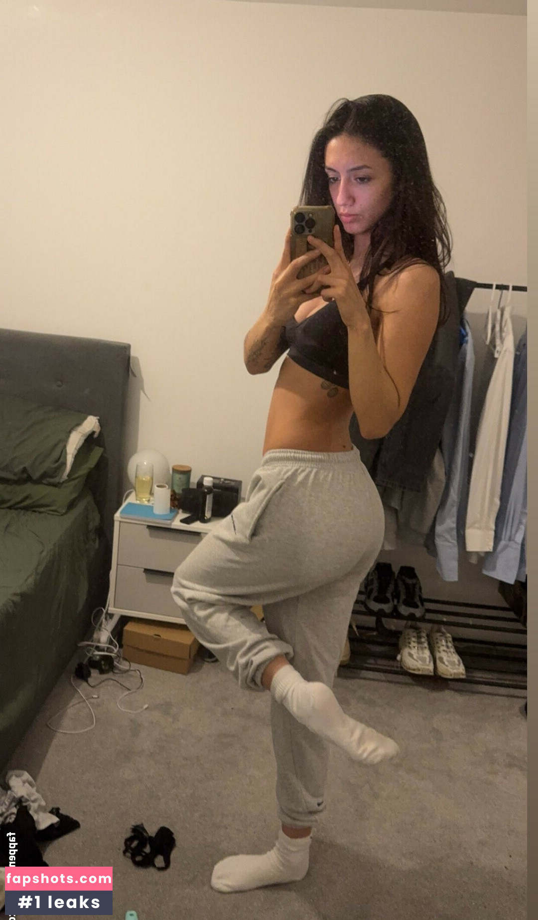 Elisha Walbyoff gallery photo #19