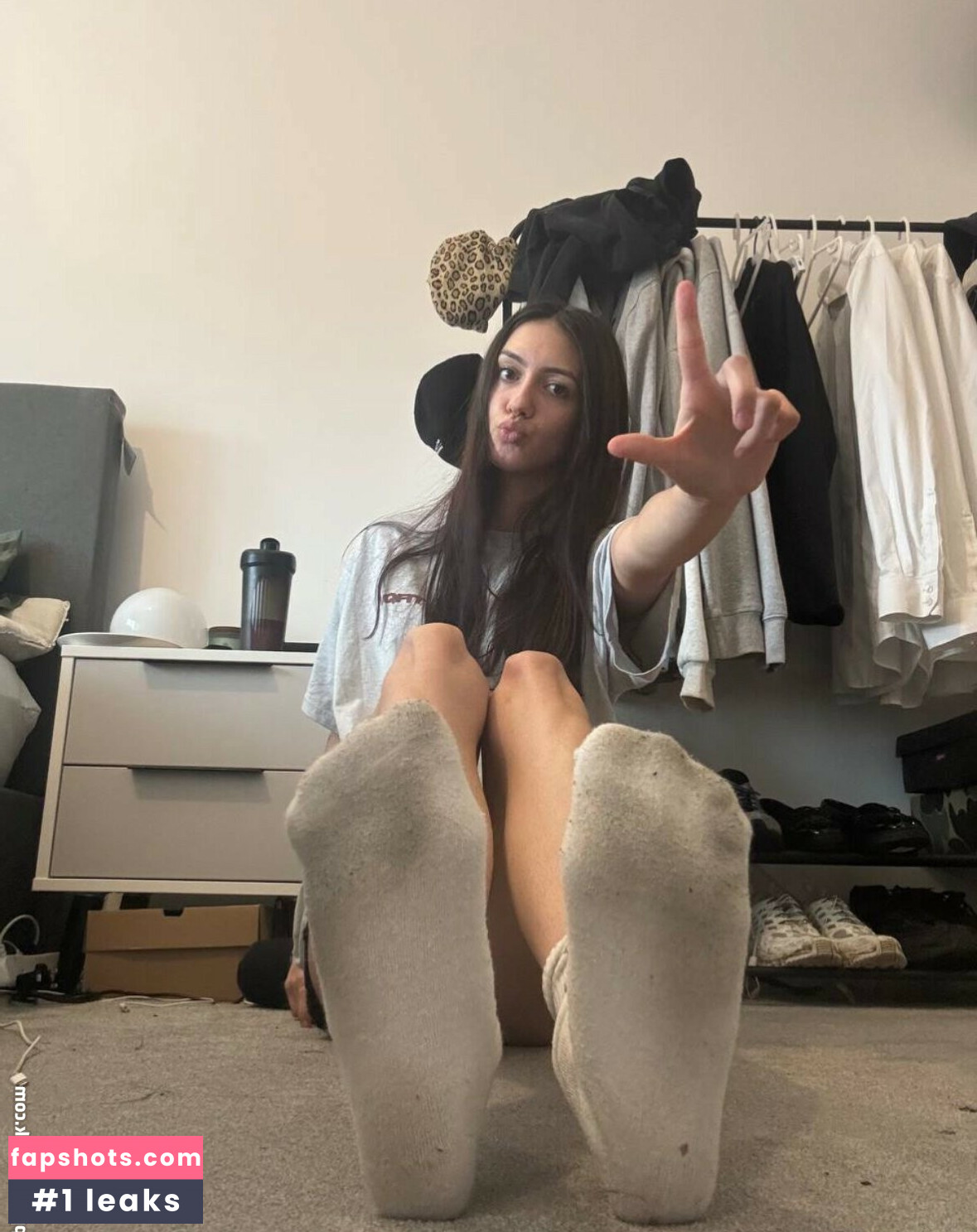 Elisha Walbyoff gallery photo #21