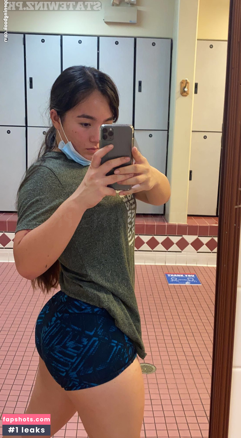 Eliza Chau gallery photo #43