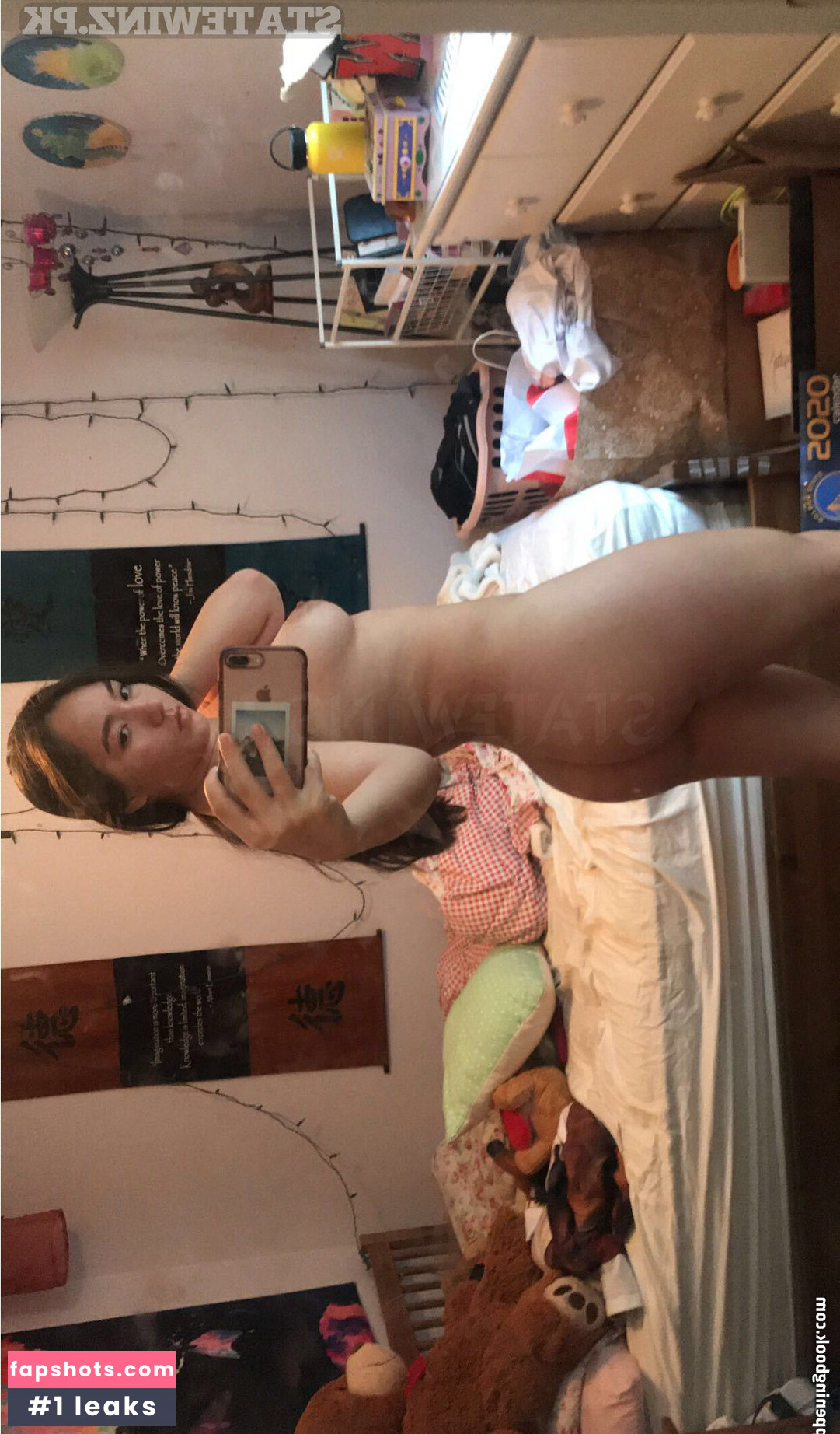 Eliza Chau gallery photo #65