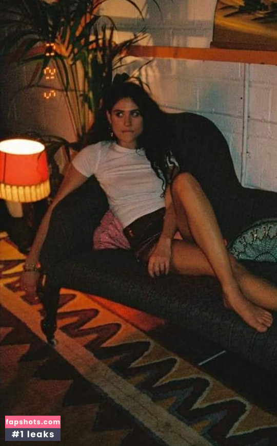 Eliza Doolittle nude babe gallery