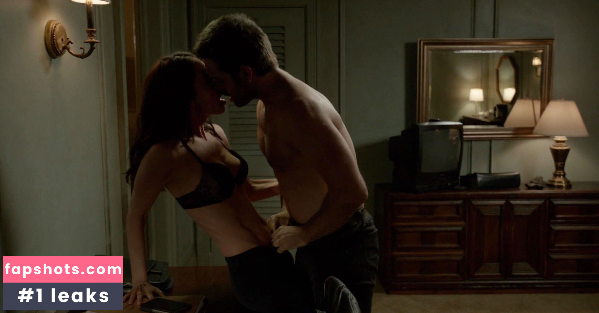 Eliza Dushku gallery photo #66