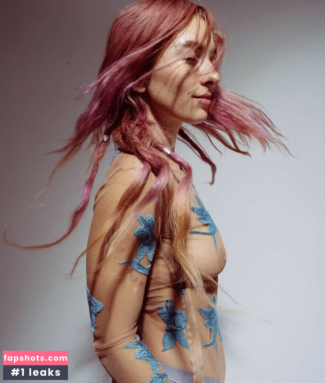 Eliza Grace gallery photo #18