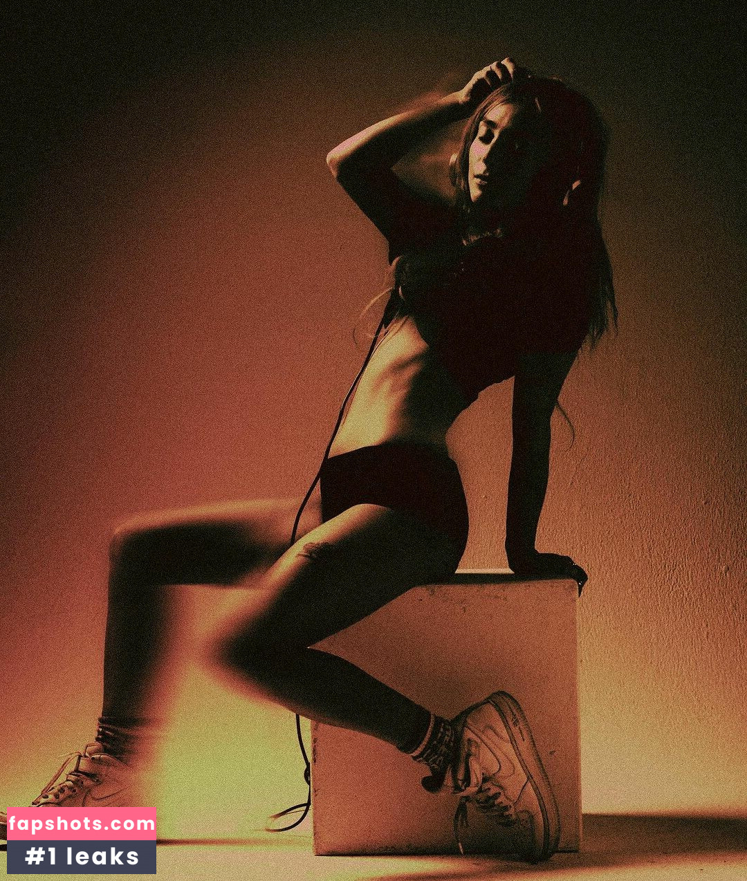 Eliza Grace gallery photo #24