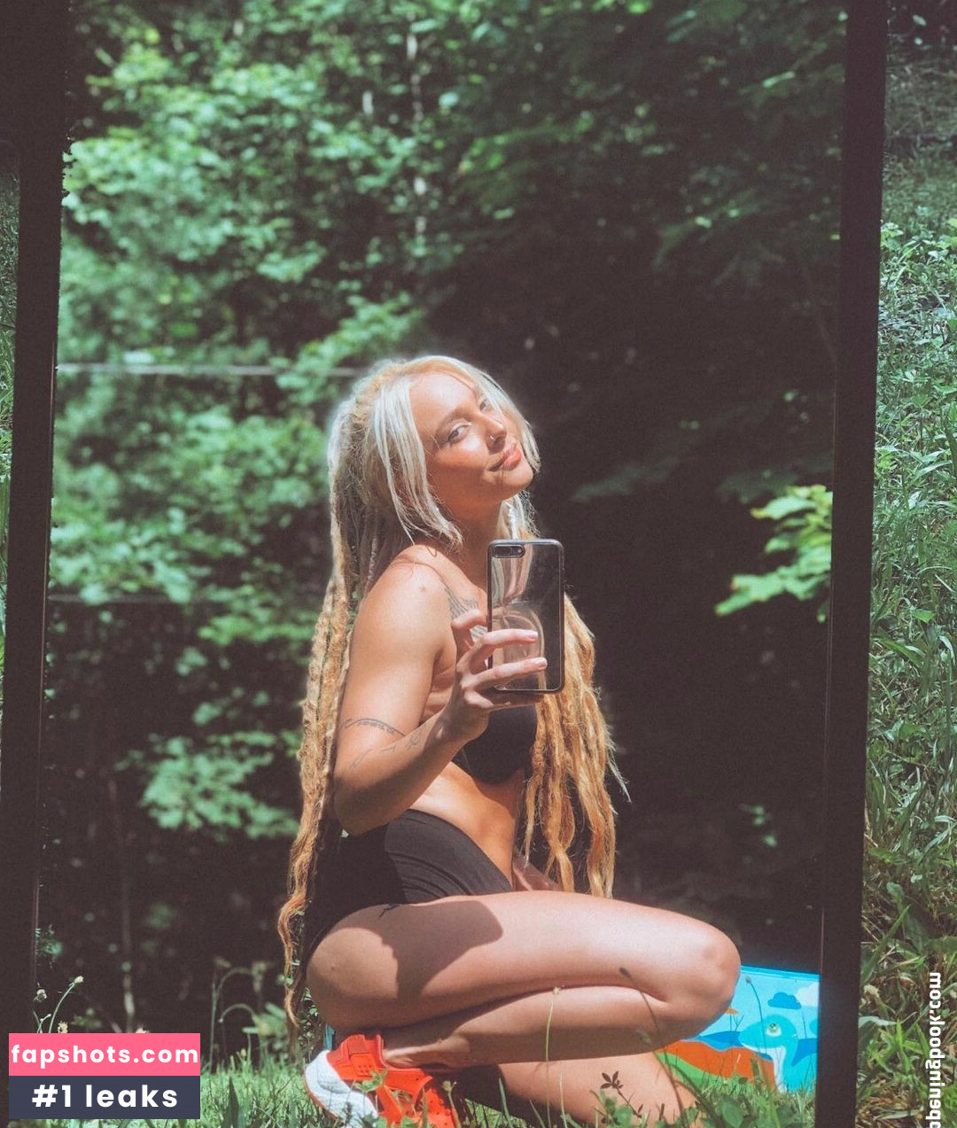 Eliza Grace gallery photo #42