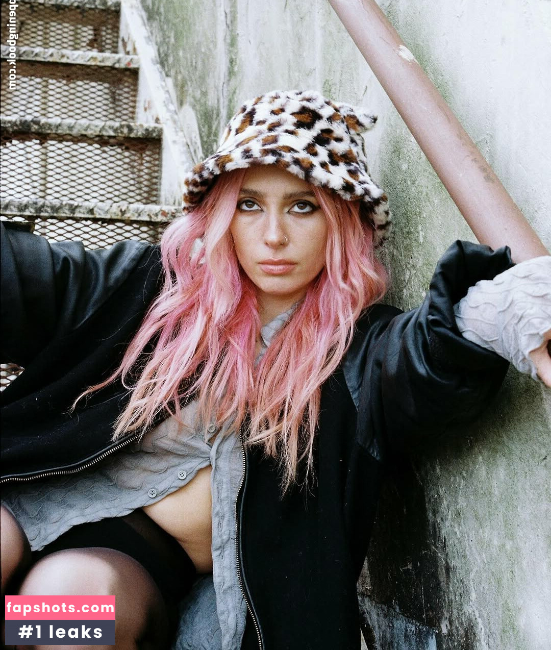 Eliza Grace gallery photo #8