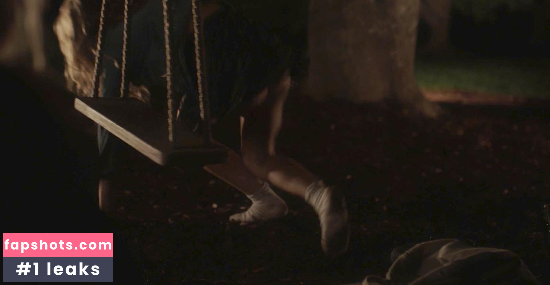 Eliza Scanlen nude babe gallery