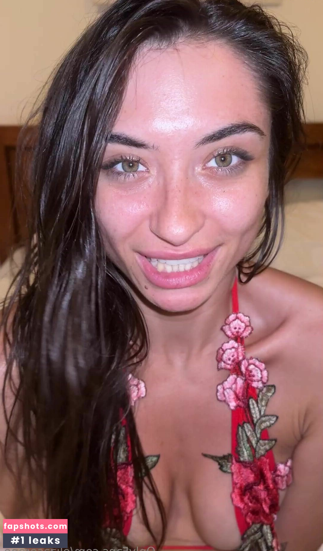 Eliza Sereno gallery photo #4