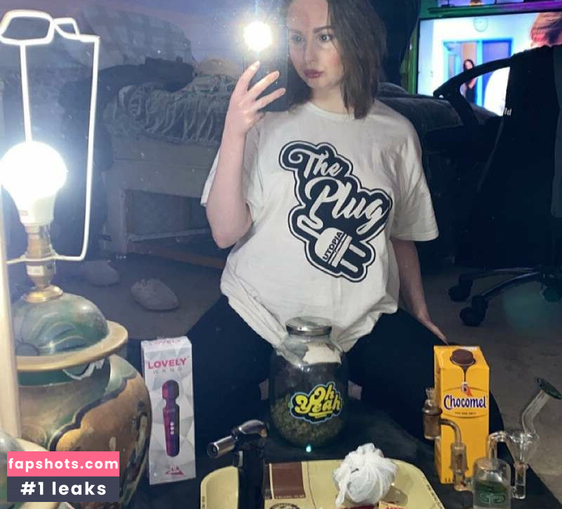 Eliza Smoke gallery photo #14