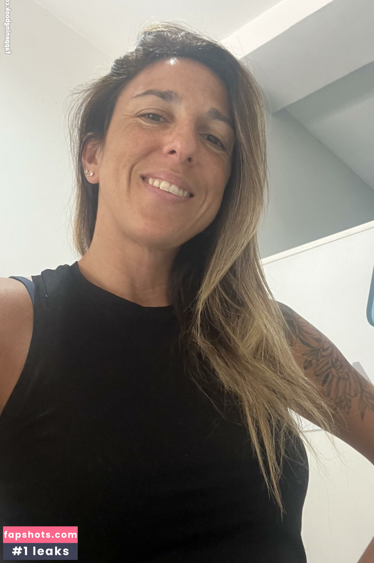 elizabet739 gallery photo #4