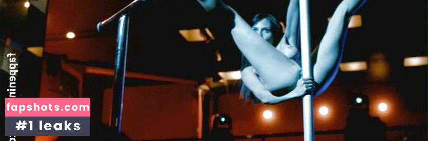 Elizabeth Cervantes gallery photo #24